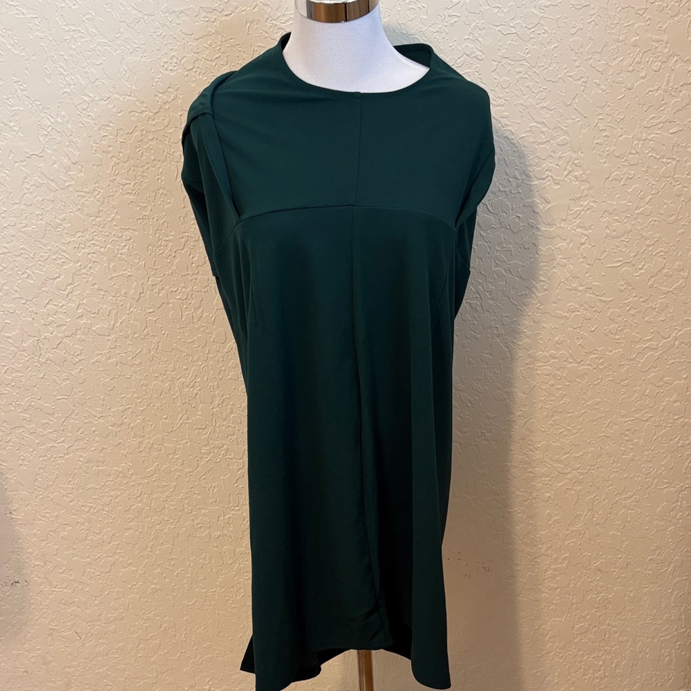 Elegant Green Midi Dress